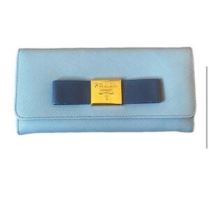 PRADA wallet with COA in EUC